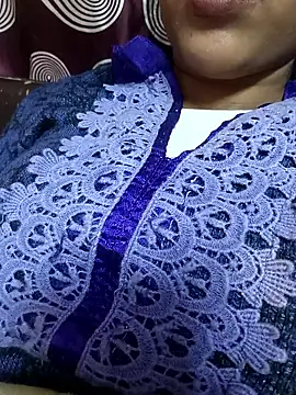 hotshreya69 online show from January 9, 7:07 pm