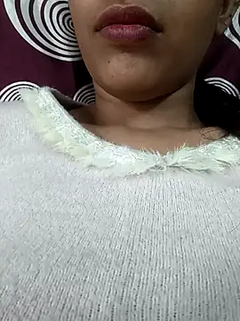 hotshreya69 online show from December 20, 8:40 am