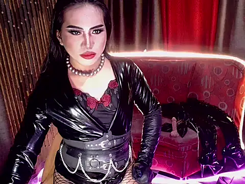 Hail ur Dominant online show from January 10, 4:44 pm