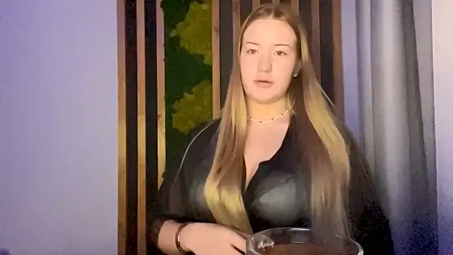 PandaFluff online show from November 30, 10:25 pm