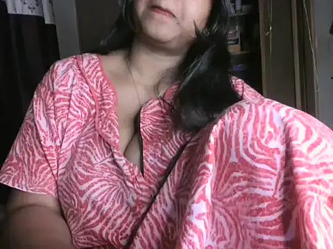 its me Rashmi online show from November 17, 6:52 pm