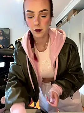 OliviaaFischer online show from March 17, 2:10 pm