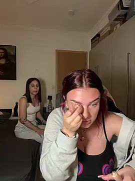 OliviaaFischer online show from May 6, 7:18 pm