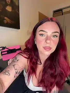 OliviaaFischer online show from May 12, 6:58 pm