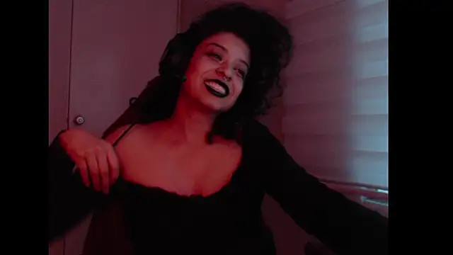 miss carmila1 online show from October 6, 10:47 pm