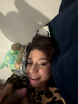 FadaPerigosa online show from December 14, 3:01 am