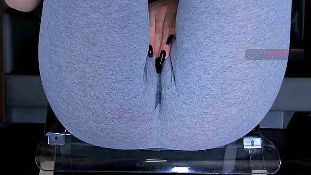Cameltoe squirt inPants online show from May 9, 8:38 am