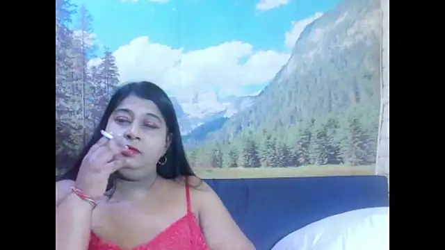 indianhoney694u online show from March 24, 5:35 am