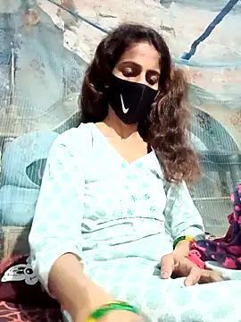 priyastrip314 online show from February 11, 6:42 pm