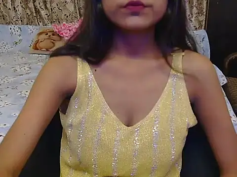 Snapshot of hoty-priya chatting on September 28, 6:09 am hoty-priya online show from September 28, 6:09 am