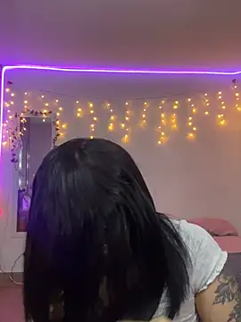 kylie444  online show from January 13, 2:06 am