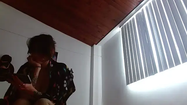 Crystal Star  online show from March 25, 2:53 pm