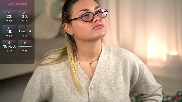 KayaAzur online show from January 8, 6:28 am