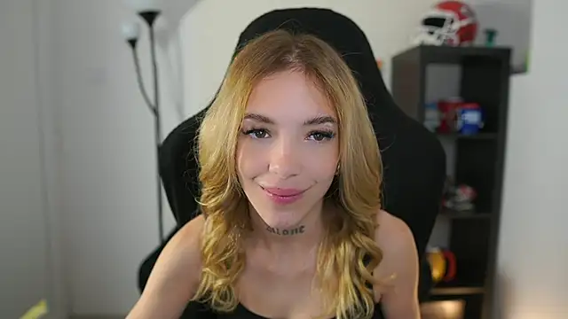 alexxisky online show from October 2, 1:16 pm