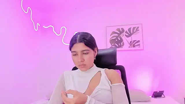 Cherrydollxx online show from November 3, 12:53 pm