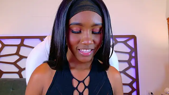 alexandra crox online show from September 25, 2:05 pm