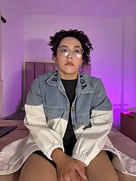 alehia cute online show from May 21, 8:51 pm
