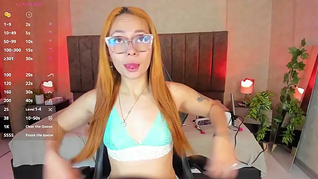 LanaMills  online show from October 15, 4:26 am