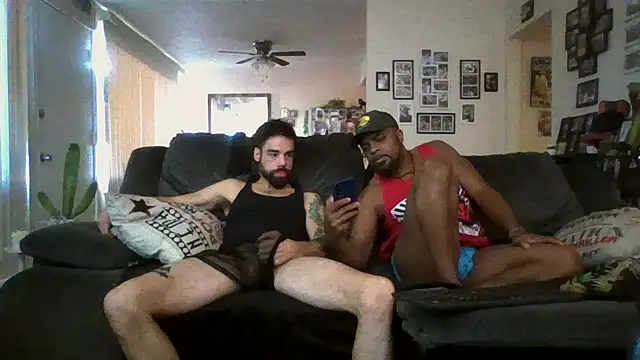 Snapshot of GrecianDisquiet chatting on October 2, 2:11 pm GrecianDisquiet online show from October 2, 2:11 pm