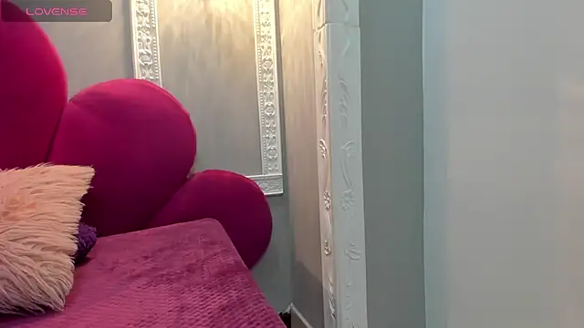 Saammy 17 online show from December 17, 8:46 pm