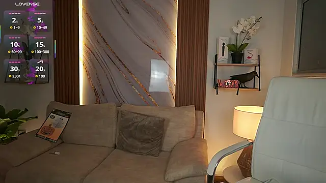 MilaCrave online show from October 15, 12:08 pm