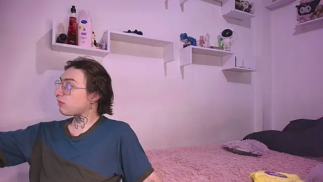 annyharriis online show from November 18, 11:15 pm