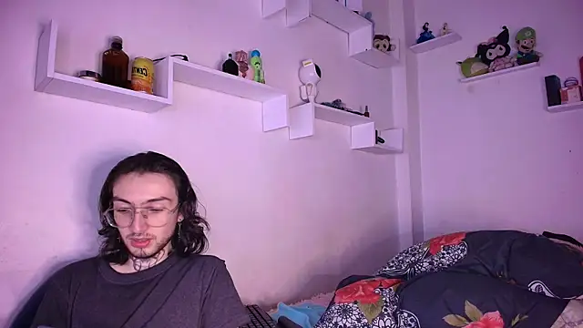 annyharriis online show from May 21, 9:46 pm