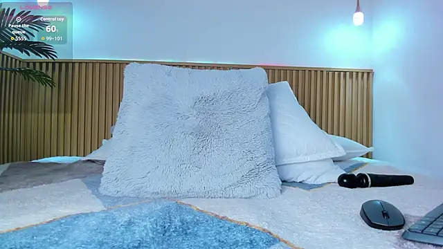 Sarita  Gomez online show from January 15, 5:35 am