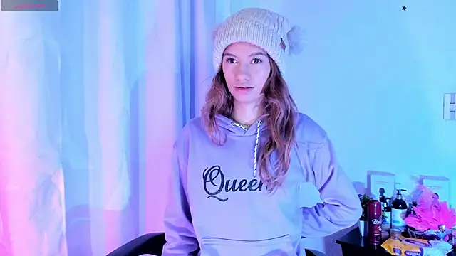 Sofiia cute  online show from April 15, 4:57 am