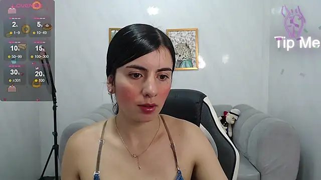 Eilyn love b online show from October 4, 1:39 pm
