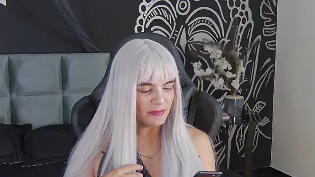 AngelRoss  online show from October 4, 3:05 pm