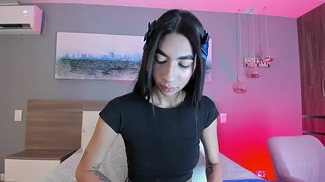  Ashly 77 online show from October 29, 8:00 pm