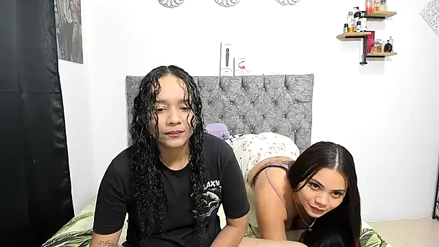 nay and aleja1 online show from December 21, 3:44 am