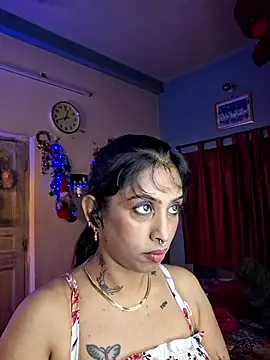 Love Beauty01 online show from May 12, 6:47 pm