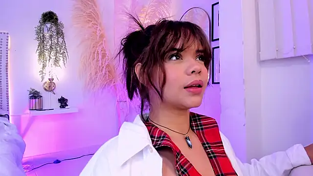 NikaVelvet1 online show from October 17, 12:36 am