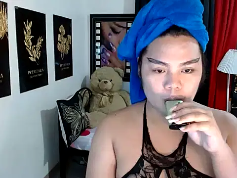 TSbrianaHugeCock online show from May 4, 2:54 pm