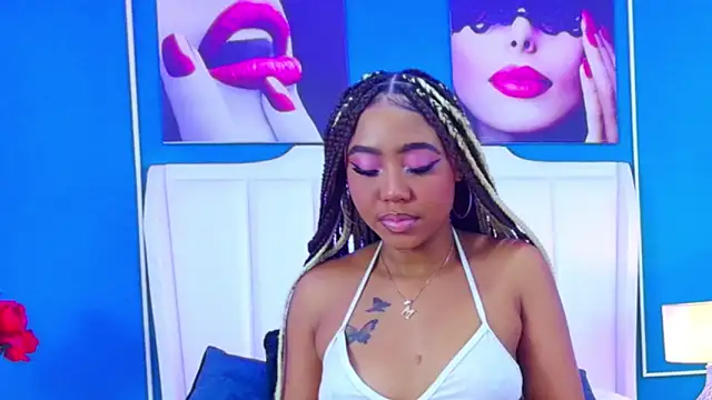 AngelaRoberts online show from November 3, 4:16 am