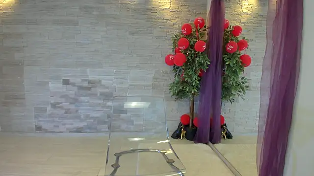 AngelInSinn online show from April 8, 4:47 am