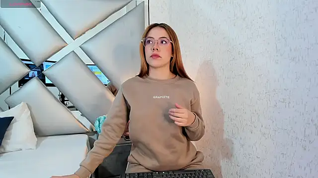 CRISTALEVANS VC online show from September 17, 12:36 pm