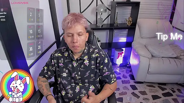 AlanRed  online show from September 13, 1:57 am