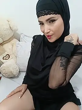 jamila zair online show from May 15, 3:04 pm