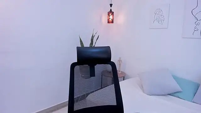 kylerose07 online show from October 8, 4:50 am