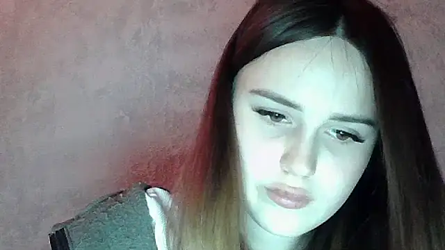 SweetLoraa online show from May 15, 8:11 pm