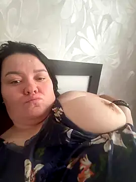 SunnyLeila2101 online show from November 12, 7:28 am