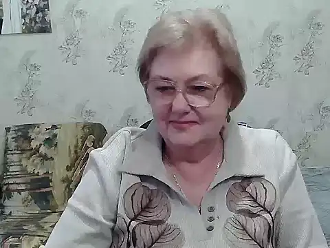 Renata62011 online show from November 28, 1:14 pm