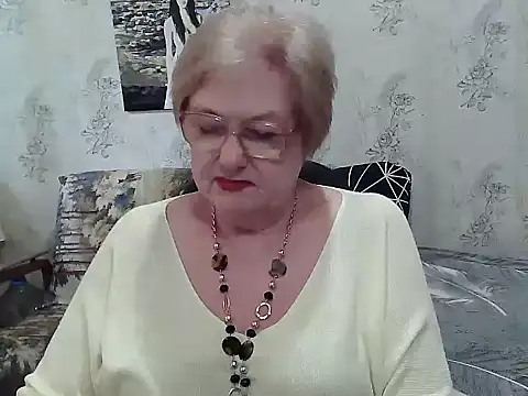 Renata62011 online show from April 29, 12:52 pm
