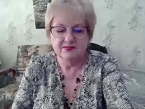 Renata62011 online show from May 3, 12:41 pm