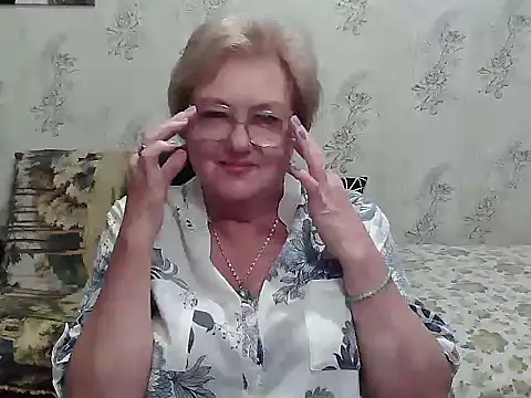 Renata62011 online show from October 2, 7:08 pm