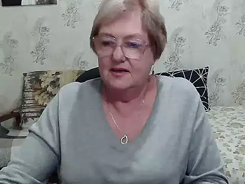 Renata62011 online show from September 18, 4:16 pm