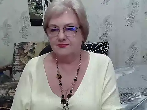Renata62011 online show from May 17, 12:37 pm